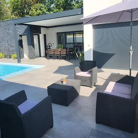 De Poujoles 3* קוסאד