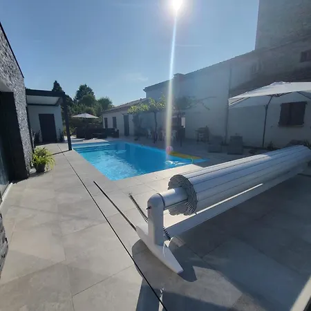 בית הארחה De Poujoles קוסאד