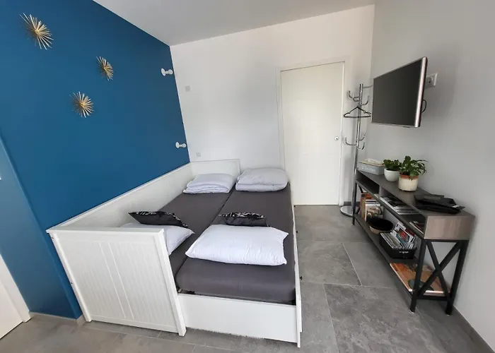 בית הארחה De Poujoles 3*