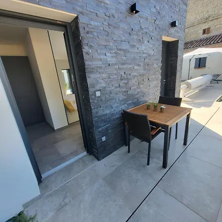 De Poujoles Pensjonat 3*